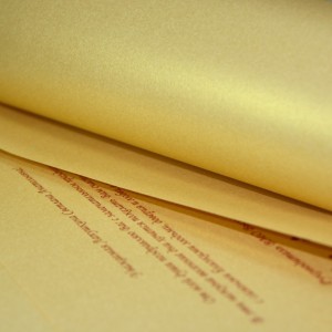 Золотая бумага