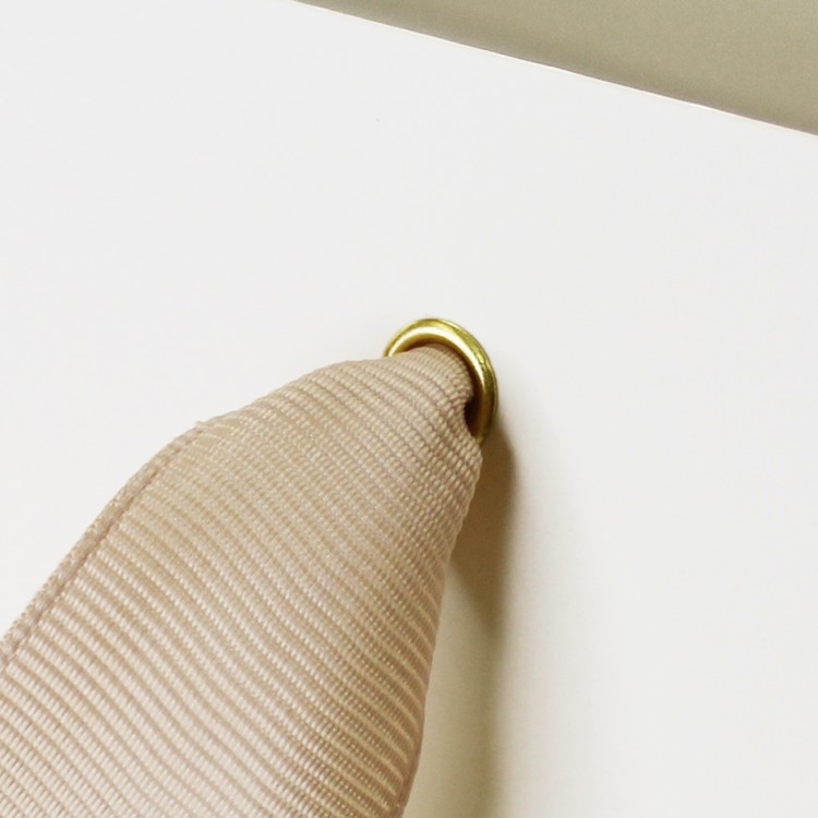 06655 бежевый