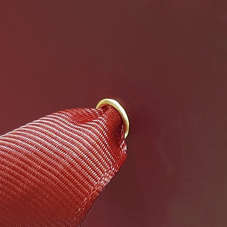 005-255 красный